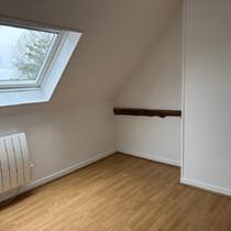 13 km de Beaune, appartement T3 avec parking